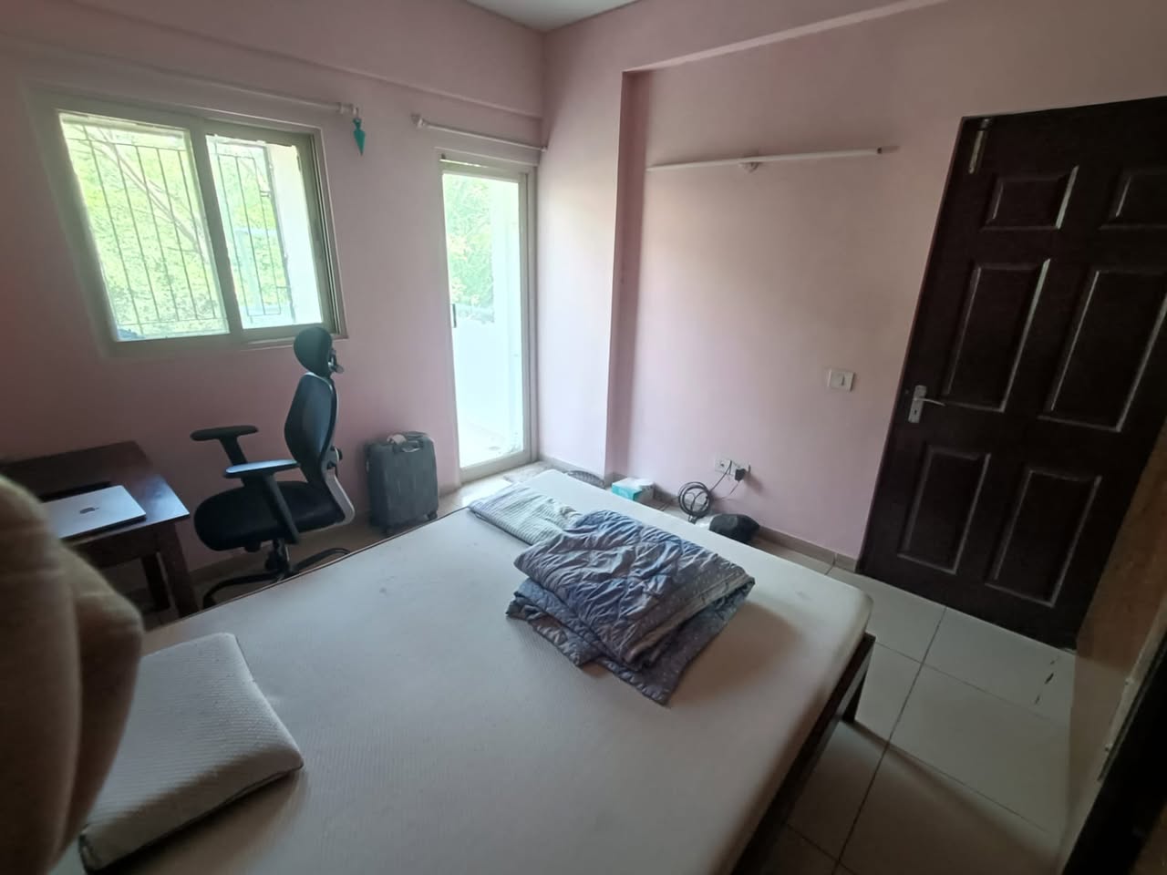 Private room in 2BHK, Alpine Eco Apartments