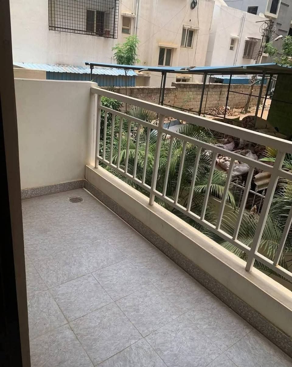 Single Room in 3BHK, Lakshmi Bhargav Heights, Yemalur, Bengaluru — photo 2