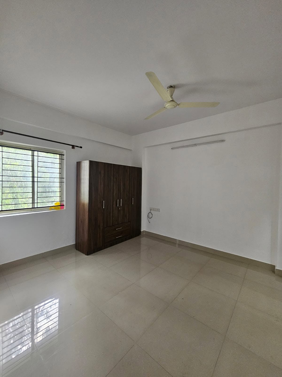 2 BHK Flat for Rent Near Rohan Iksha
