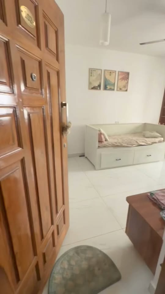 Semi-Furnished 1BHK in HSR Layout, HSR Layout, Bengaluru — photo 2