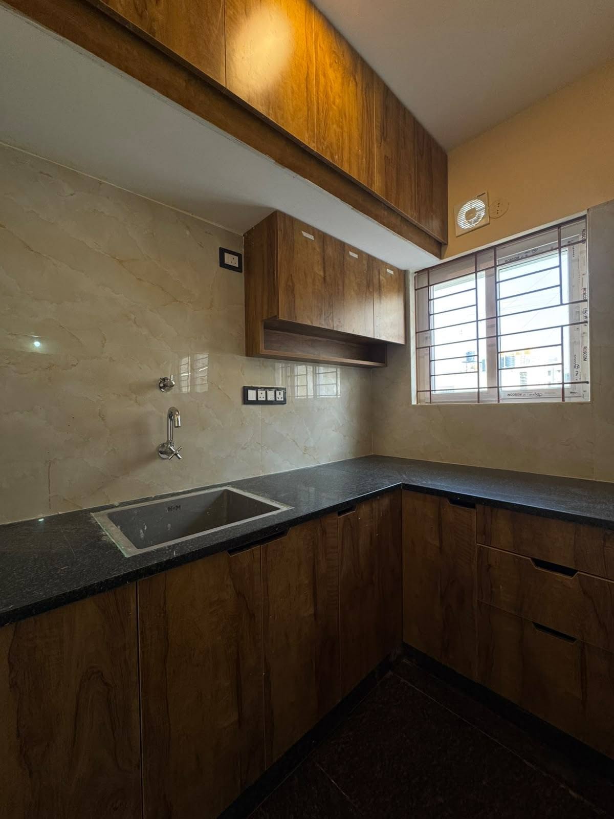 Fully Furnished 1BHK Flat Near HSR Layout, HSR Layout, Bengaluru — photo 2