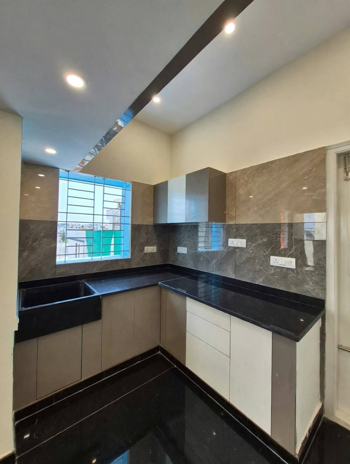2 BHK Flat for Rent in Kudlu Gate Near HSR Layout, Kudlu Gate, Bengaluru — photo 1