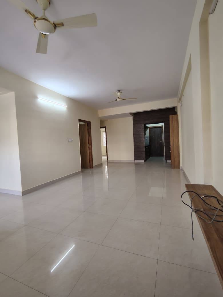 Premium 2BHK Flat for Rent, Kudlu Gate, Bengaluru — photo 2