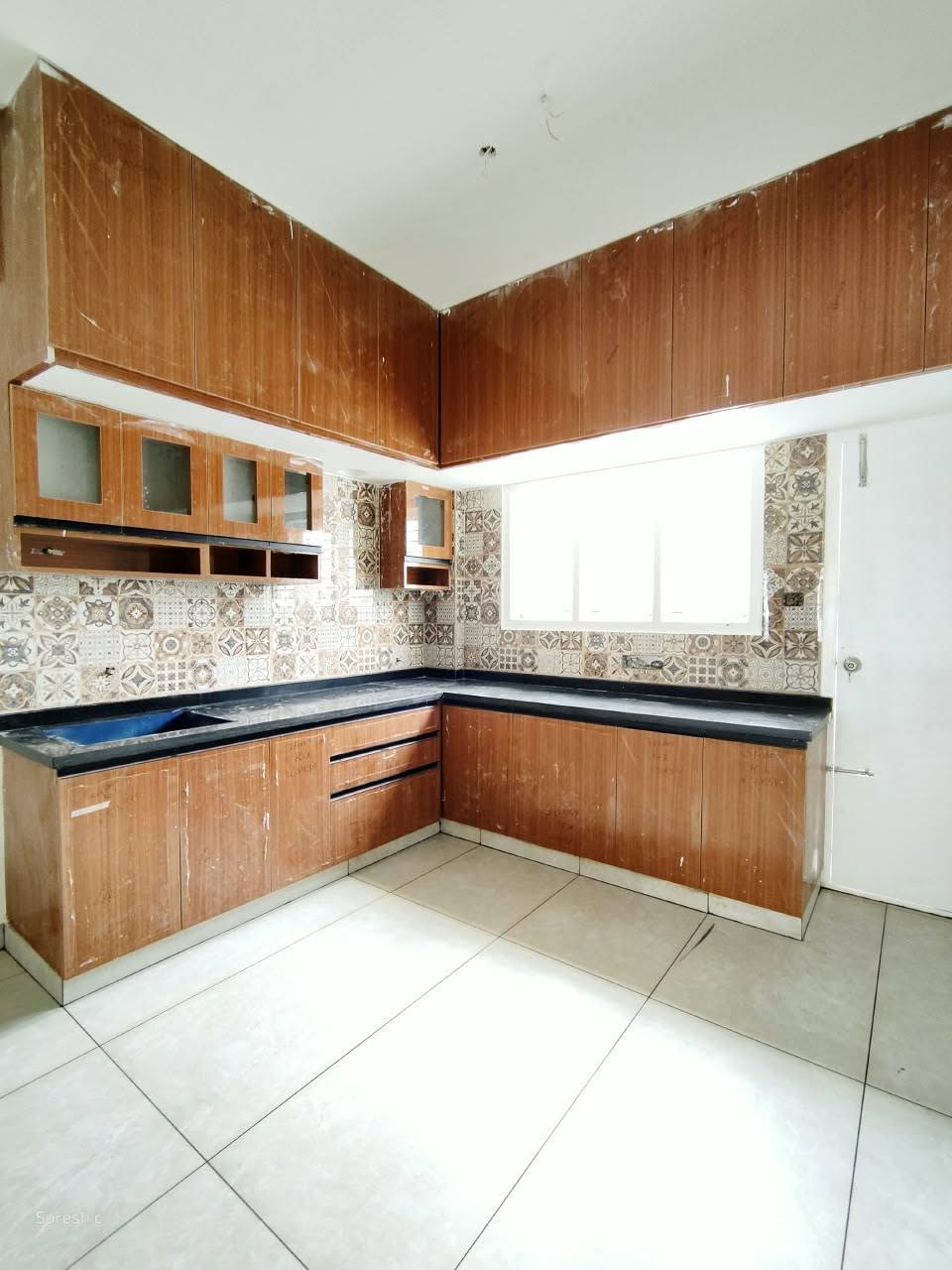 2 BHK Semi-Furnished Flat, HSR Layout, HSR Layout, Bengaluru — photo 1