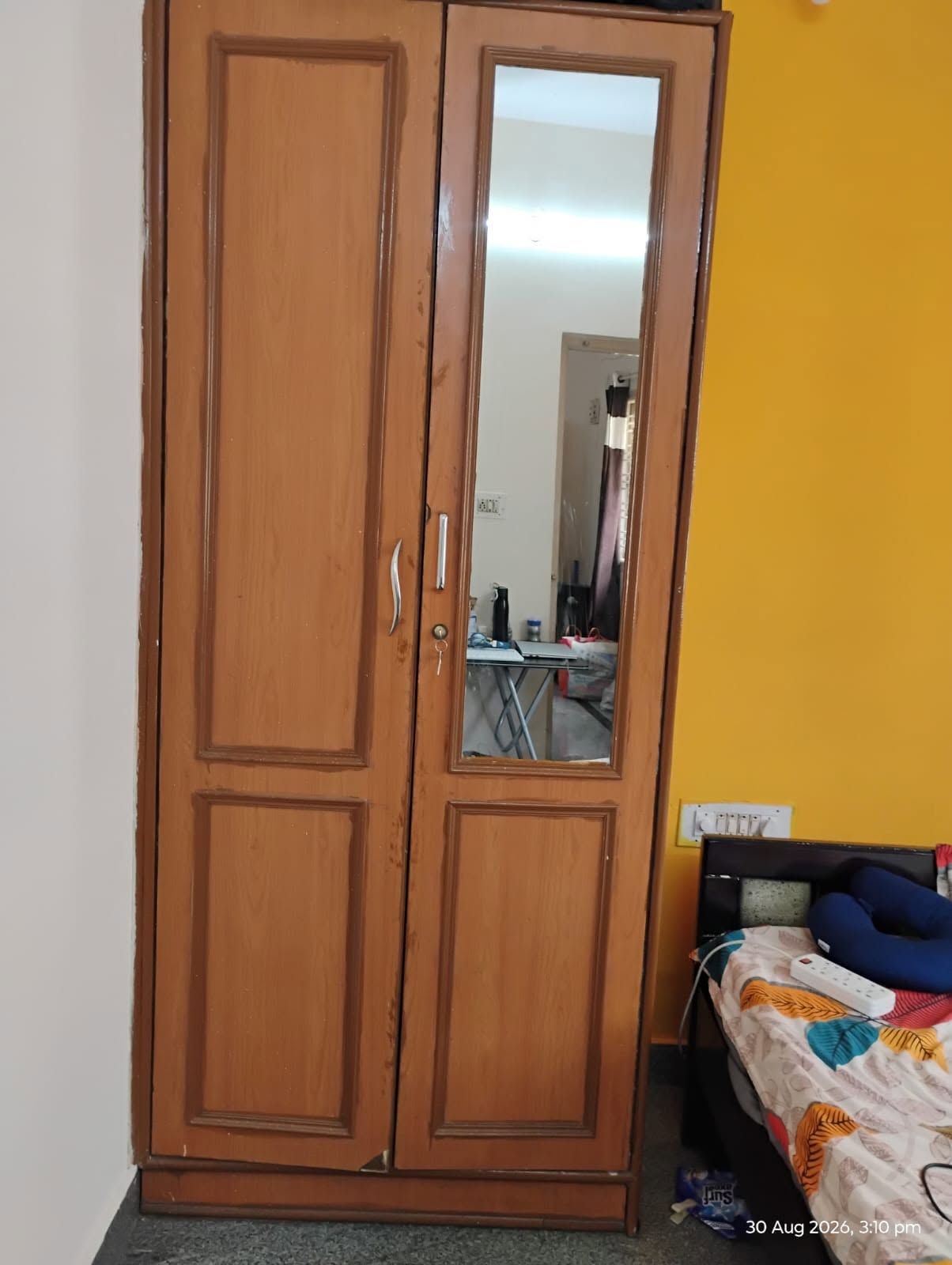 Fully Furnished Room in 2BHK near Agara Lake, Koramangala