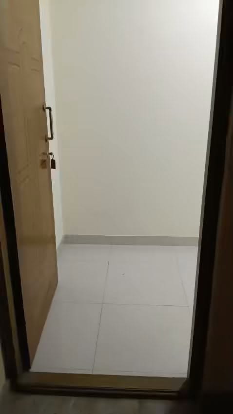 Private Room in 2 BHK