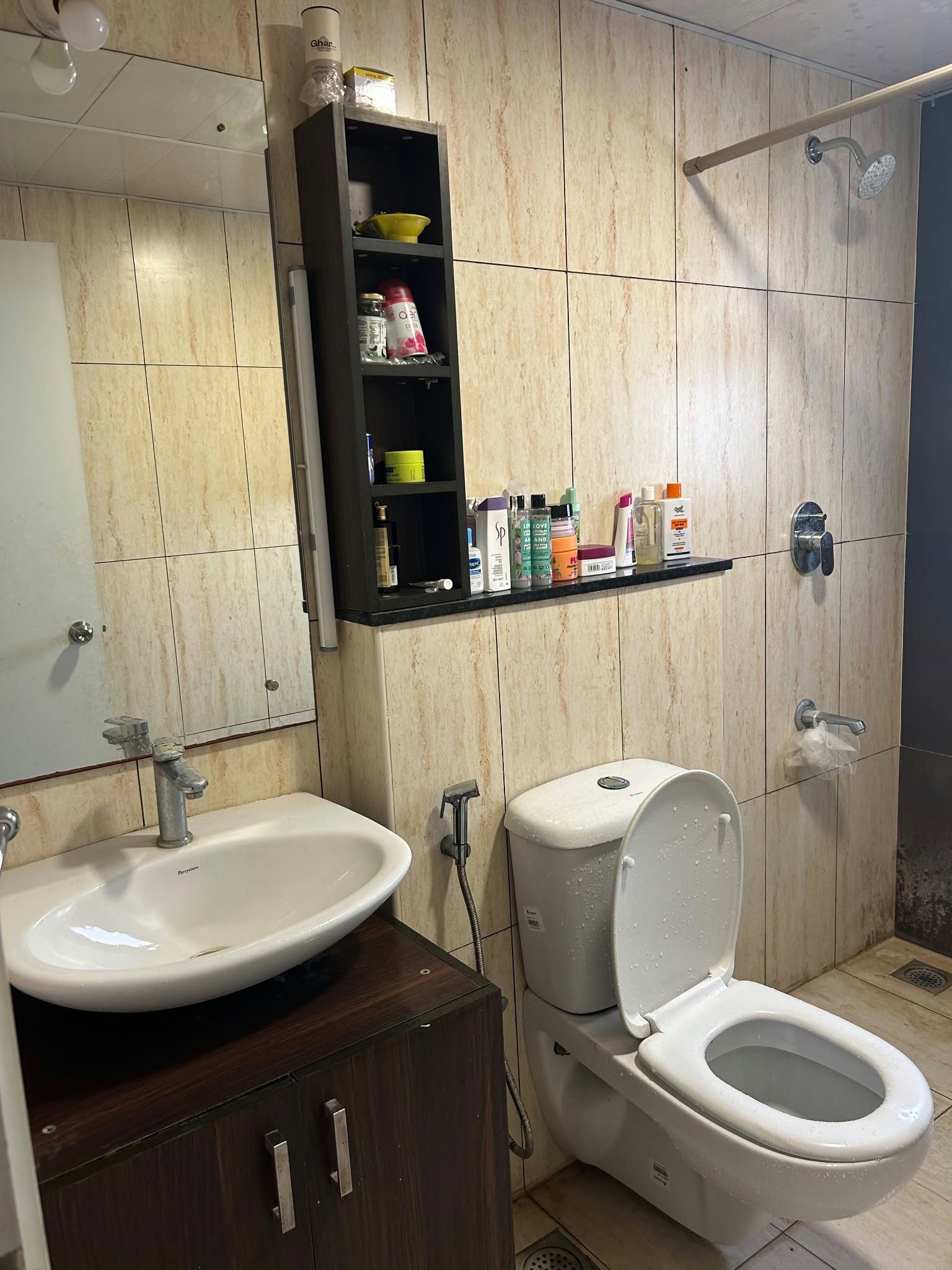 Private Room in Prestige Lakeside Habitat, Varthur, Varthur, Bengaluru — photo 2